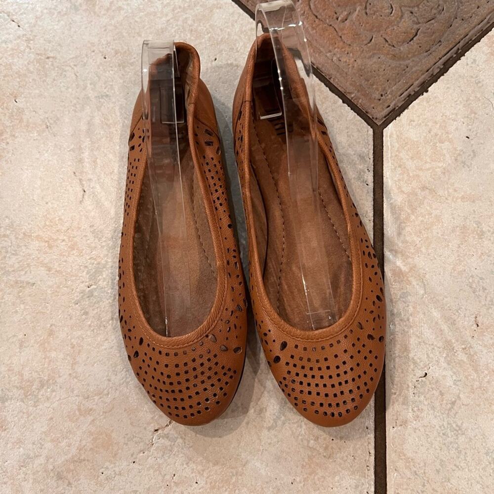 J Jill brown leather laser cutout flats size 8